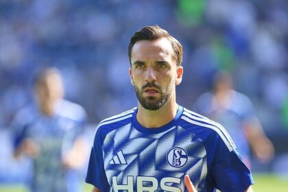 2. Liga: Schalke schlägt Münster klar und bleibt Tabellenführer