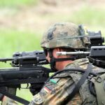 Ausreisen: Kriegsdienstgegner sehen Vorbereitung für Wehrpflicht