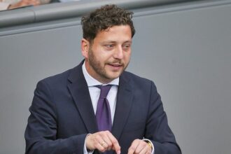 Banaszak kritisiert Krisenmanagement des Kanzlers