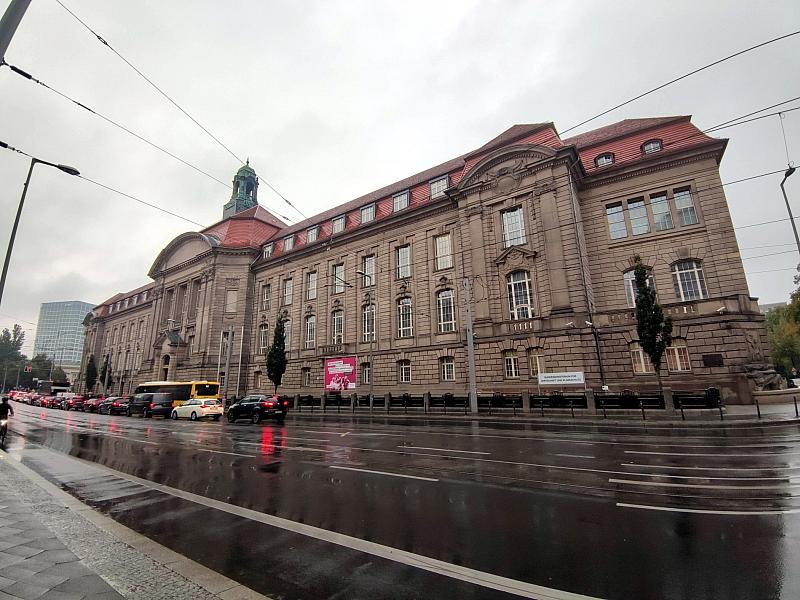 Bericht: Dutzende Mails im Wirtschaftsministerium durchleuchtet