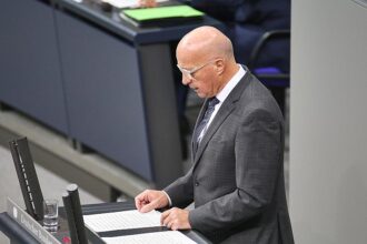 Berichte: Verteidigungspolitischer Sprecher der AfD tritt zurück
