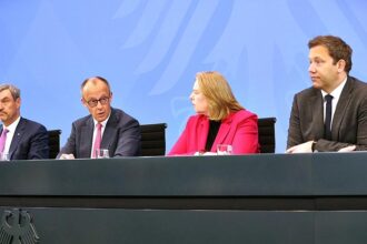 Bundesregierung kündigt "Energiesofortprogramm" an