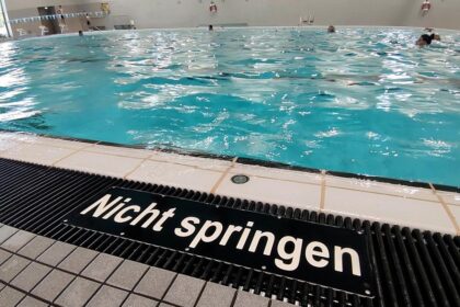 Bundestag wirbt bei Ländern für Schwimmkurspflicht ab sechs Jahren