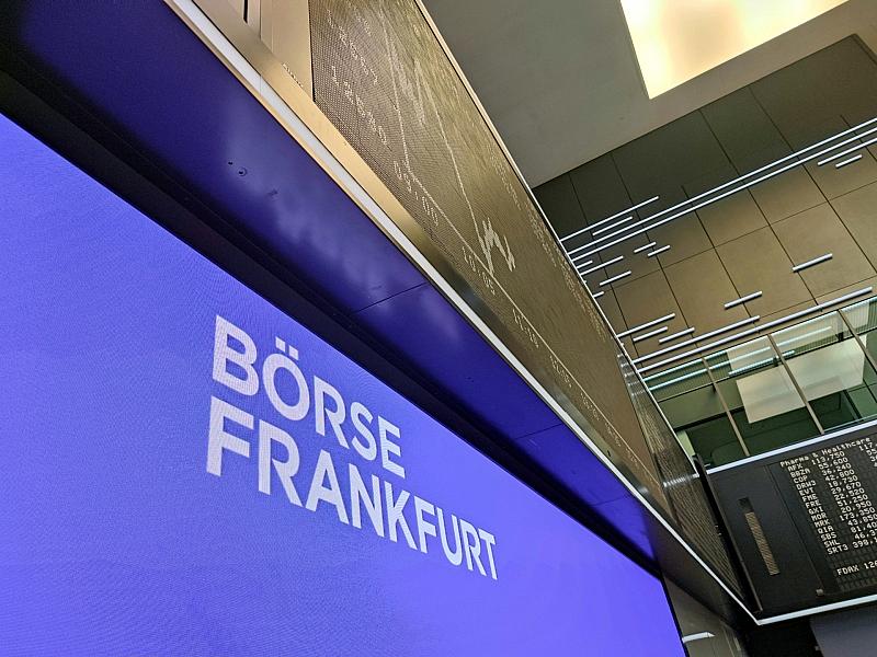Dax startet freundlich - Anleger hoffen auf diplomatisches Endspiel