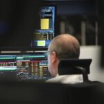 Dax startet nach Ostern leicht im Minus - Trumps Ultimatum im Blick