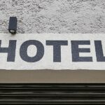 Gastgewerbeumsatz stagniert im Februar