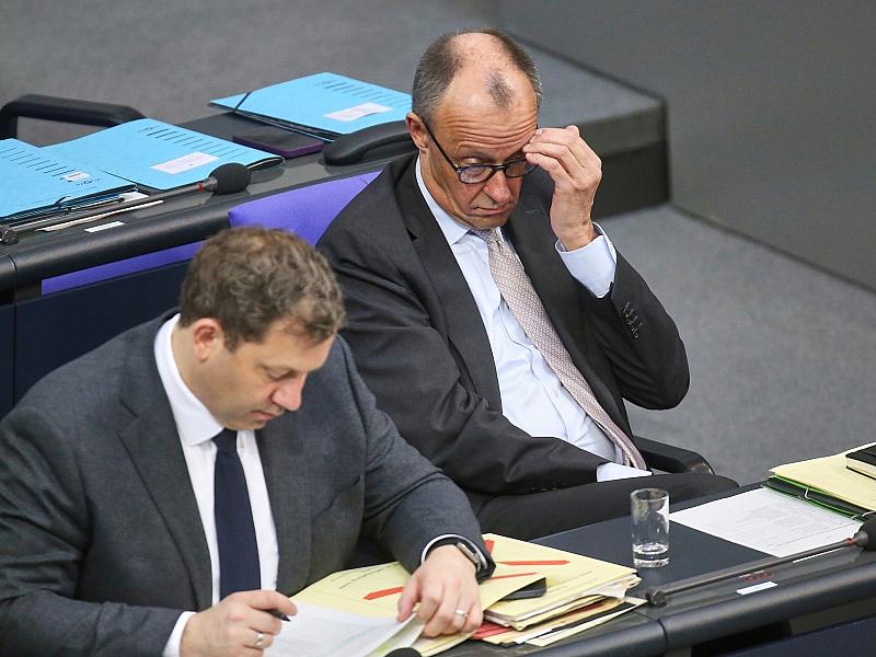 Grüne werfen Schwarz-Rot schlechte Arbeitsmoral vor