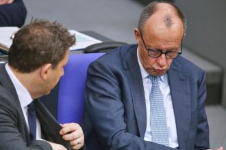 Infratest: SPD und Union verlieren in Sonntagsfrage deutlich