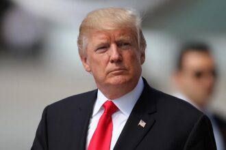 Iran-Krieg: Trump erneuert Drohungen und verlängert Ultimatum