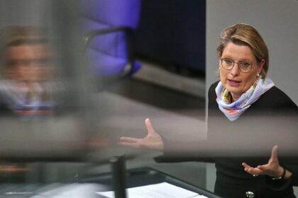 Justizministerin fordert Entkriminalisierung von Schwarzfahren