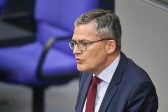 Kiesewetter für Nato-Ersatz und Abschied von USA als Bündnispartner