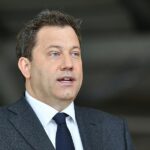 Klingbeil lädt Wirtschaft und Gewerkschaften zu Krisengipfel