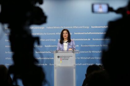 Reiche will Industriestrompreis bürokratiearm umsetzen