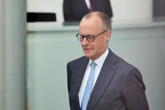 Rentenaufstand ostdeutscher Spitzenpolitiker gegen Merz