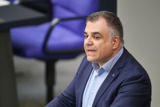 SPD-Gesundheitspolitiker plädiert für Reduzierung der Krankenkassen