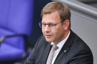 Union verteidigt Auslands-Genehmigungspflicht