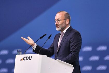 Weber verteidigt gemeinsame Abstimmung mit Rechtsaußen-Parteien