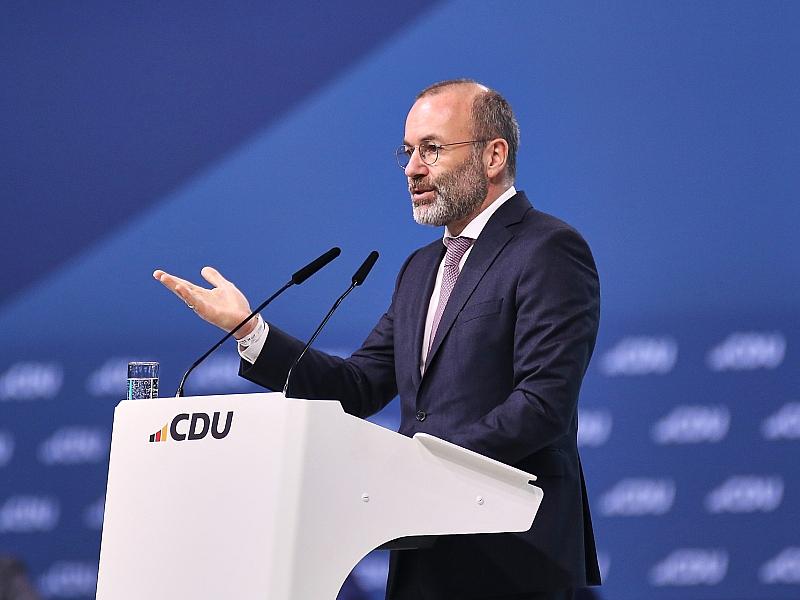 Weber verteidigt gemeinsame Abstimmung mit Rechtsaußen-Parteien