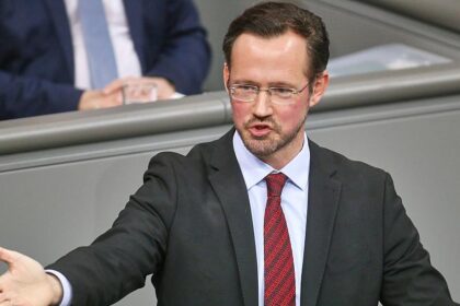 Wiese verlangt Materialvorratsliste für Deutschland
